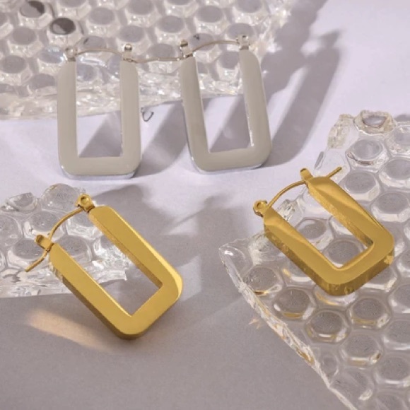 💛Gold plated hoop square earrings - Picture 2 of 5